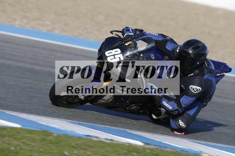 /Archiv-2025/02 28.-31.01.2025 Moto Center Thun Jerez/rot-red/85
